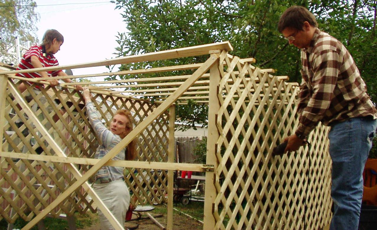 Attaching the rafters