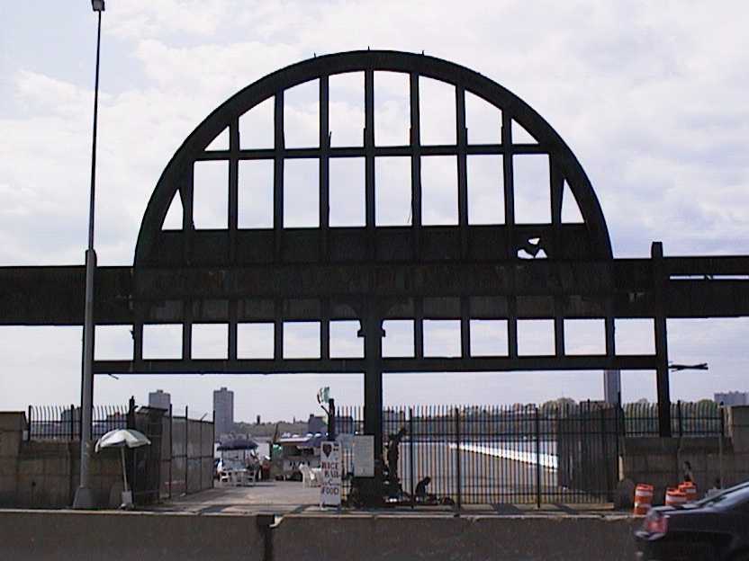 Cunard White Star Arch